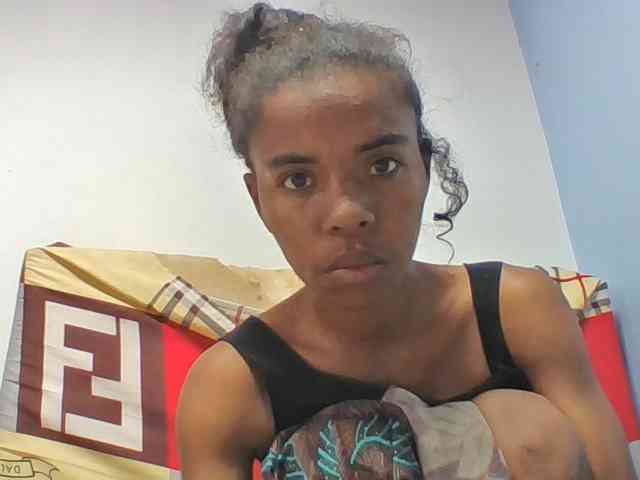Emelie1a
