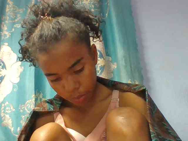 Emelie1a webcam