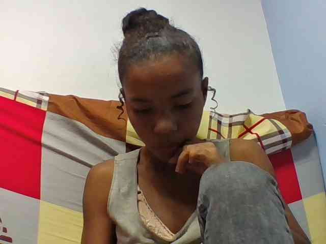 Emelie1a webcam