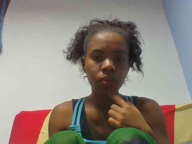 Emelie1a webcam