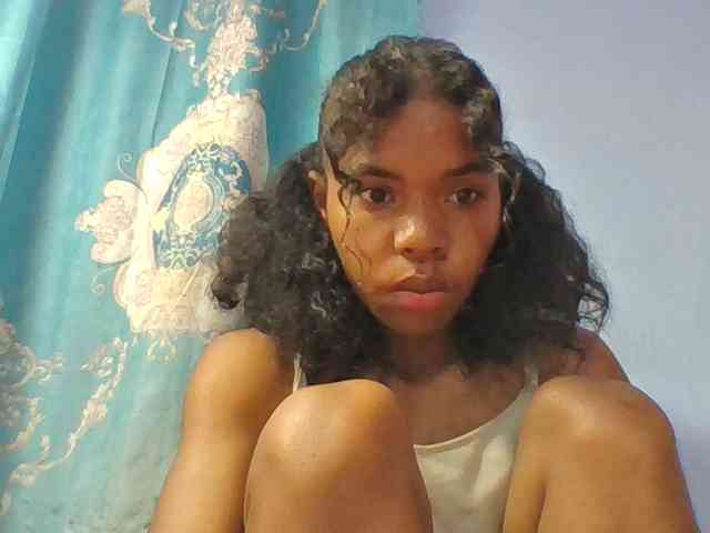 Emelie1a webcam