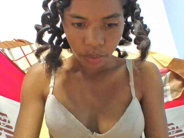 Emelie1a