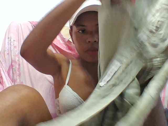 Emelie1a webcam