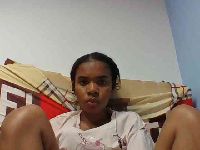Emelie1a webcam