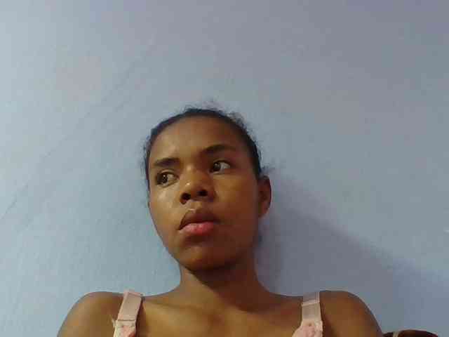 Emelie1a webcam