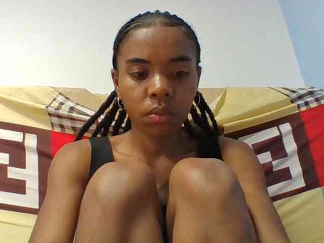 Emelie1a webcam