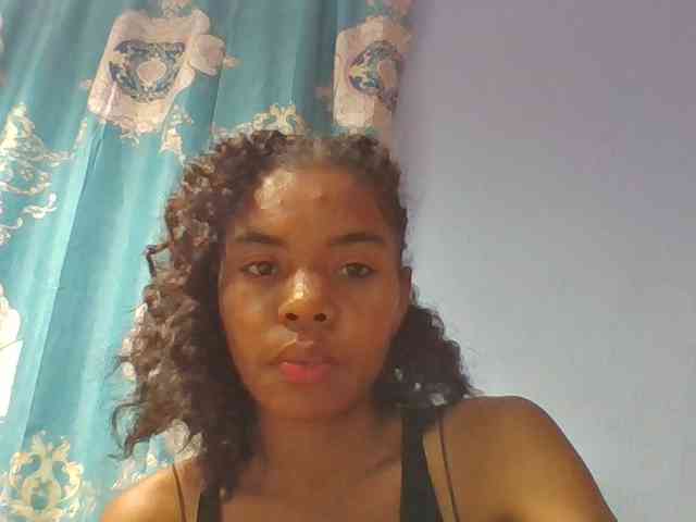 Emelie1a webcam
