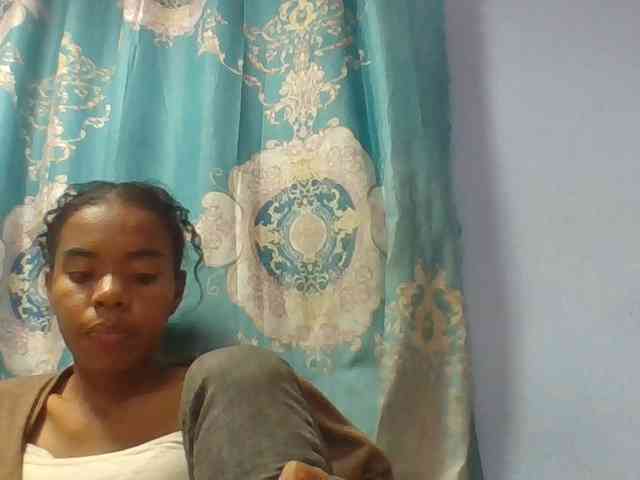 Emelie1a webcam
