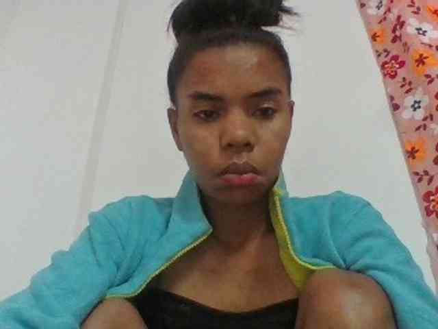 Emelie1a