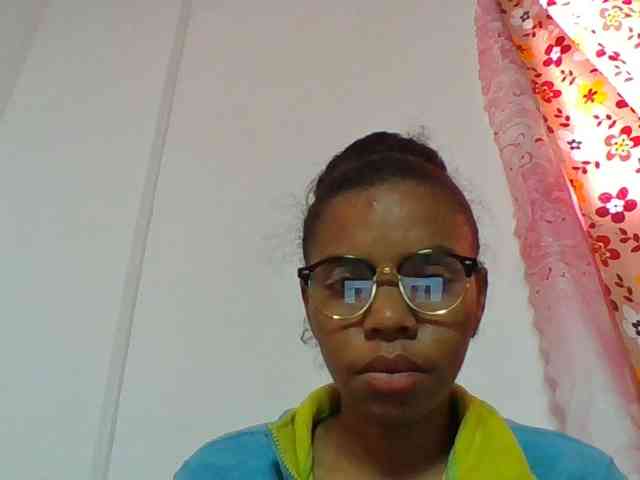 Emelie1a