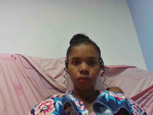 Emelie1a webcam