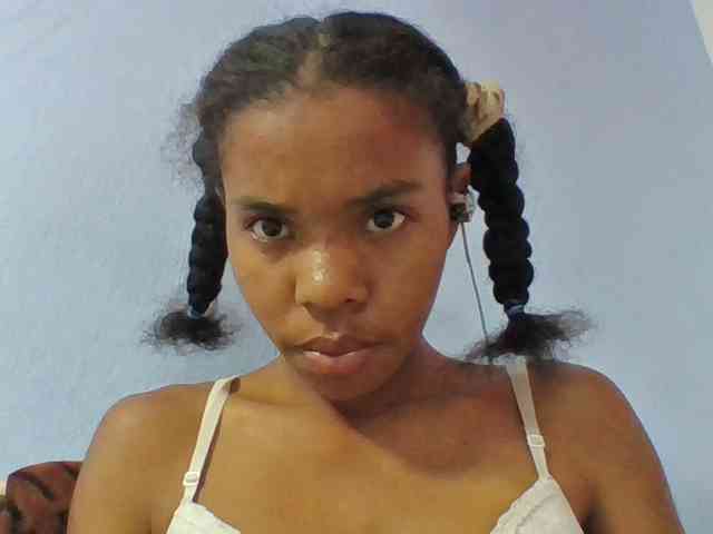 Emelie1a webcam