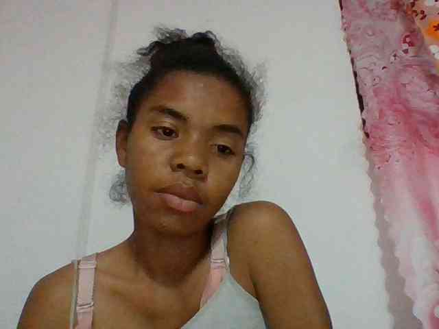 Emelie1a