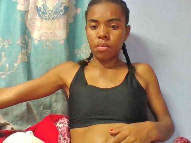 Emelie1a webcam