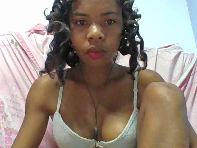 Emelie1a webcam