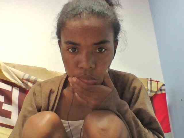Emelie1a webcam