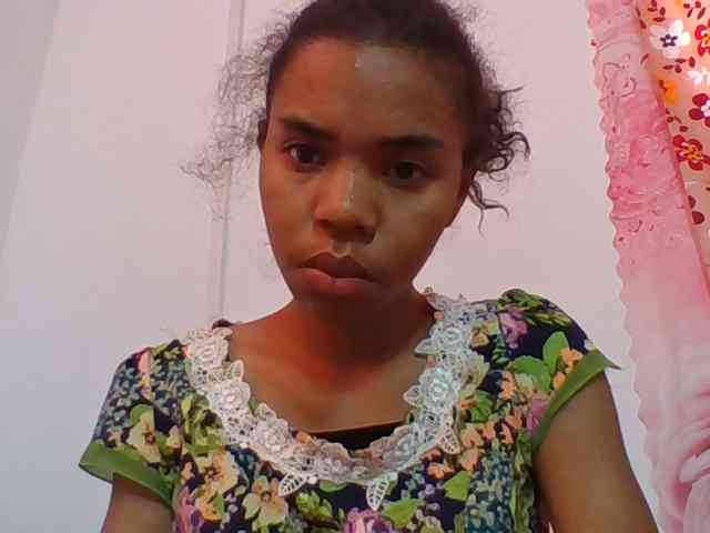 Emelie1a