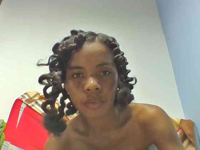 Emelie1a