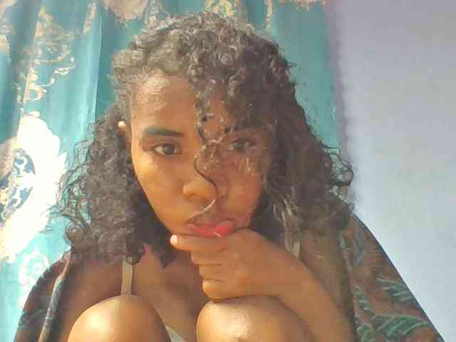 Emelie1a webcam
