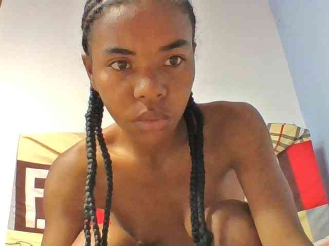 Emelie1a webcam