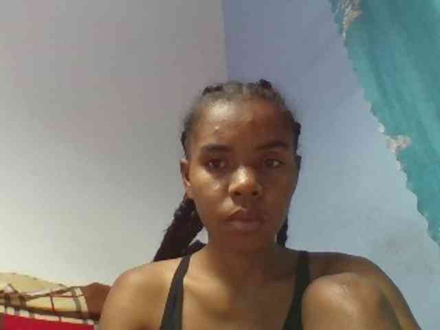 Emelie1a webcam