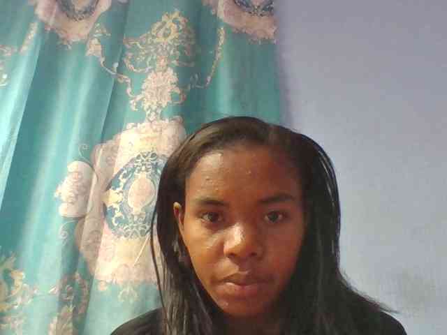 Emelie1a
