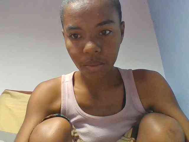 Emelie1a webcam