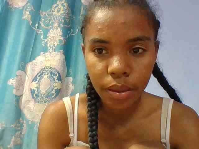 Emelie1a webcam