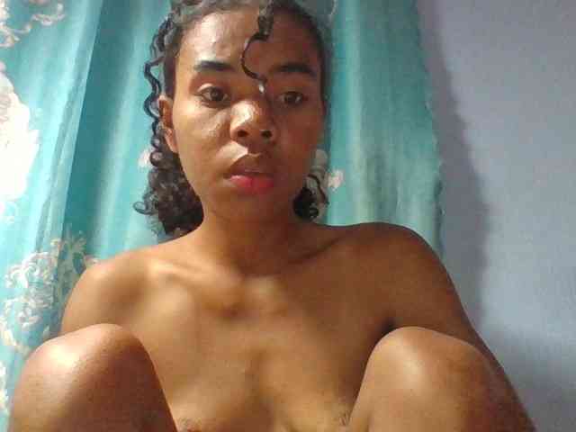 Emelie1a webcam