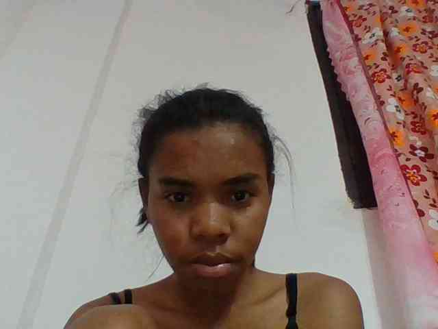 Emelie1a
