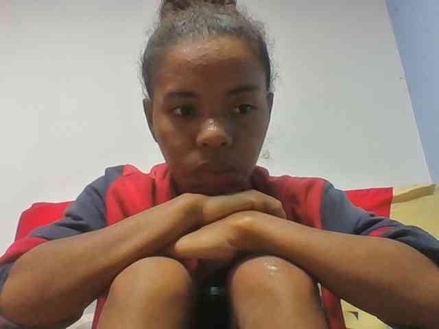 Emelie1a webcam