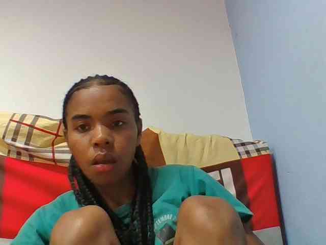 Emelie1a webcam