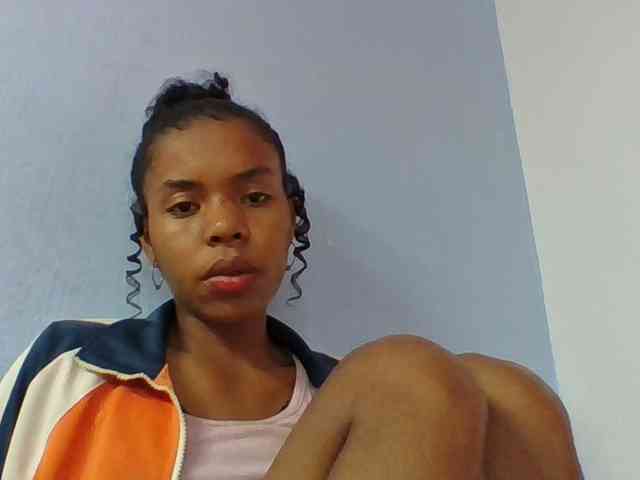 Emelie1a webcam