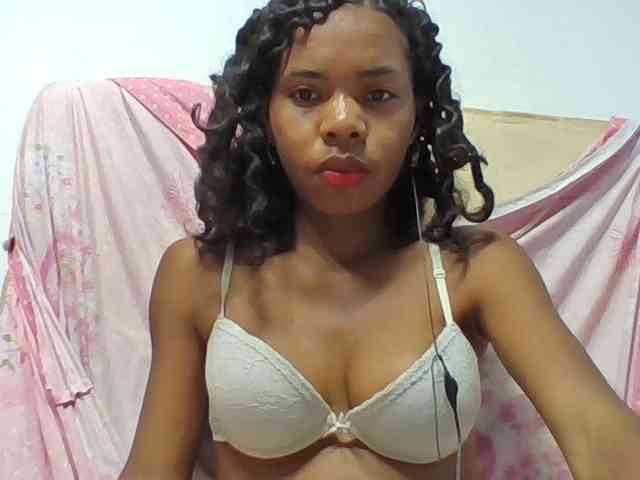 Emelie1a webcam