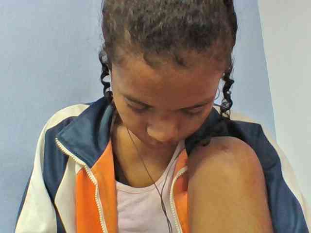 Emelie1a