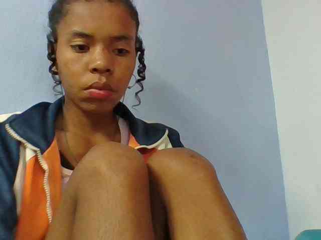 Emelie1a webcam
