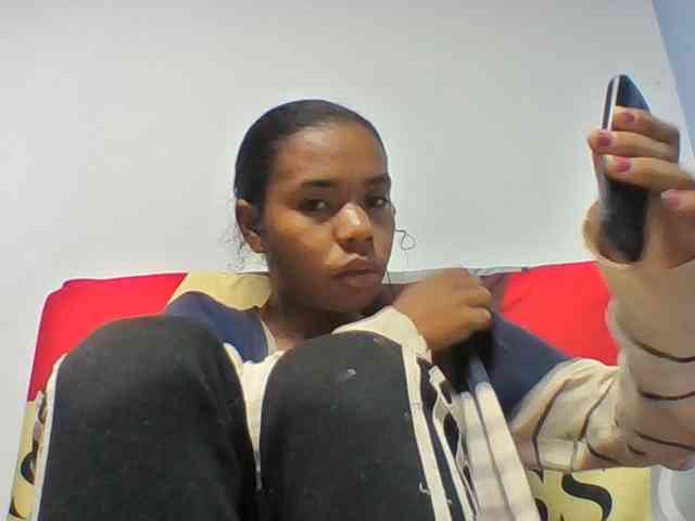 Emelie1a webcam
