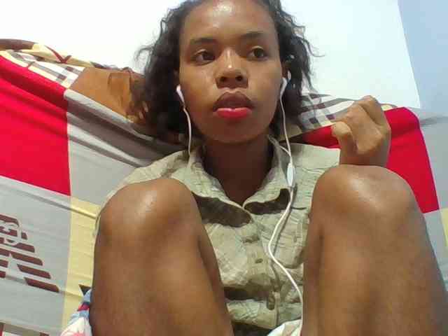 Emelie1a webcam