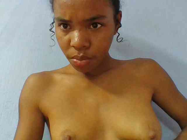 Emelie1a webcam