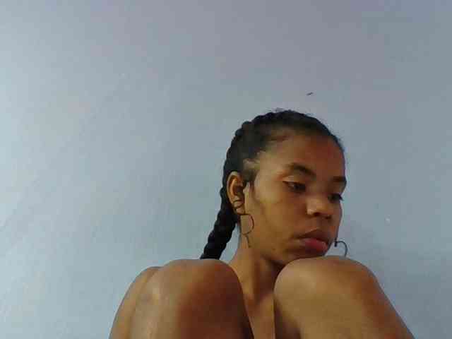 Emelie1a webcam