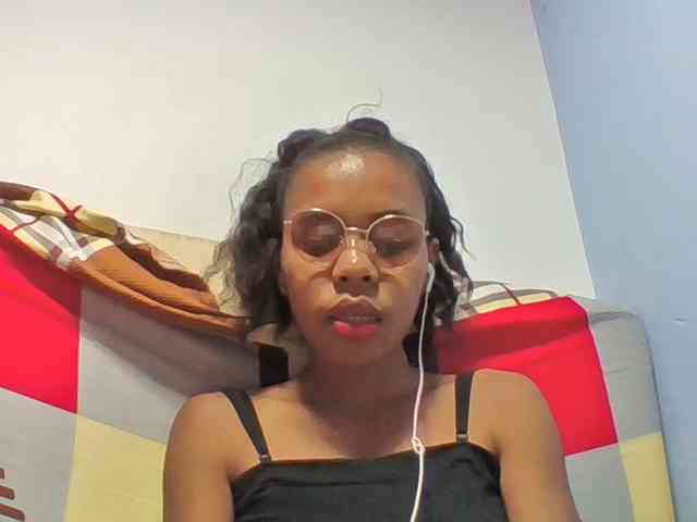 Emelie1a webcam