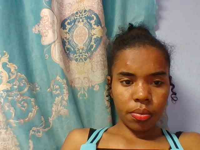 Emelie1a webcam