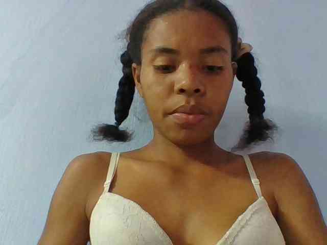 Emelie1a webcam