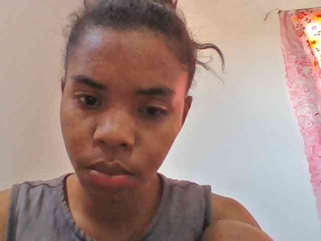Emelie1a