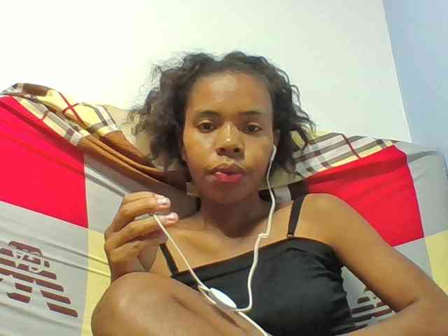 Emelie1a webcam
