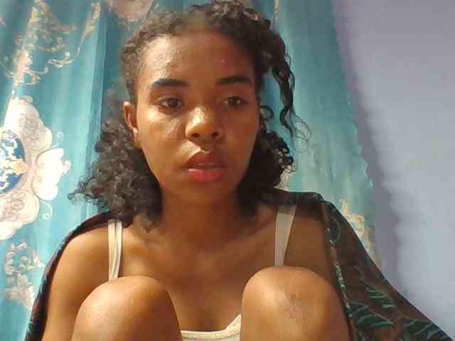 Emelie1a webcam