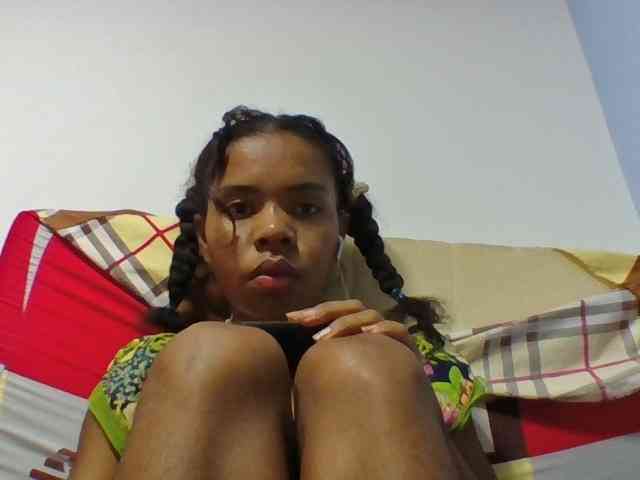 Emelie1a webcam