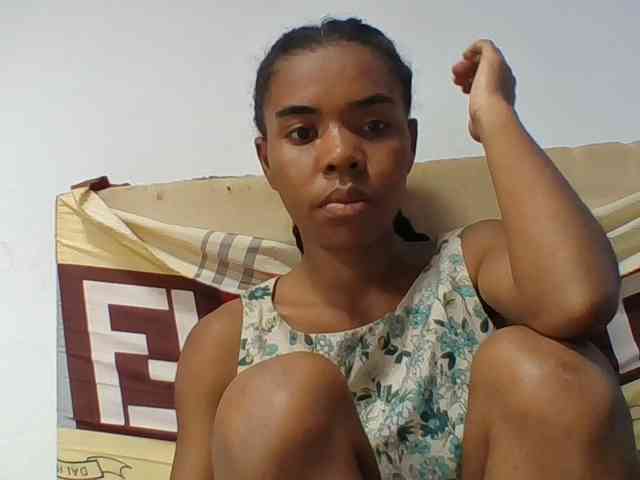 Emelie1a