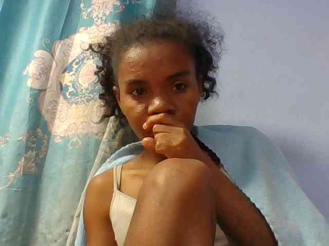 Emelie1a