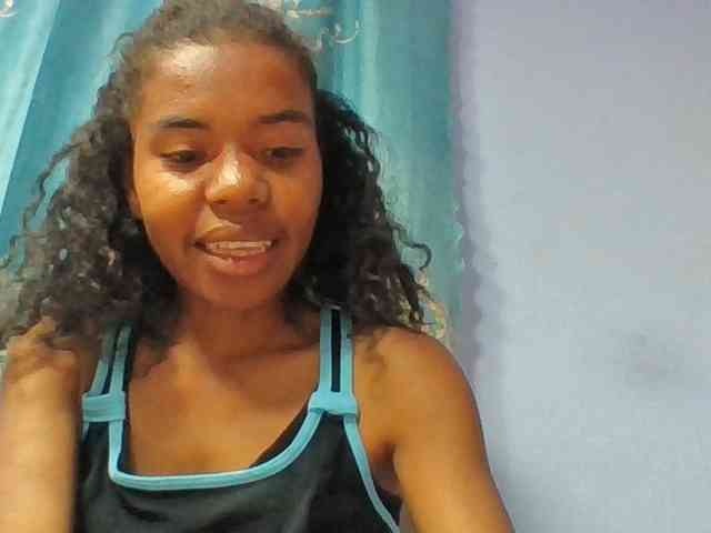 Emelie1a webcam